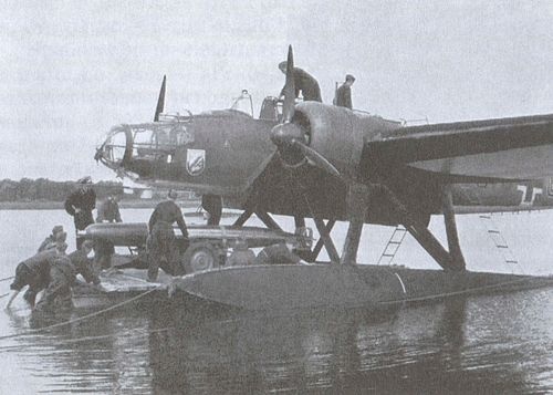 Иллюстрация к книге — Вторая мировая война на море и в воздухе. Причины поражения военно-морских и воздушных сил Германии [i_049.jpg]