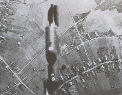 Иллюстрация к книге — Вторая мировая война на море и в воздухе. Причины поражения военно-морских и воздушных сил Германии [i_059.jpg]