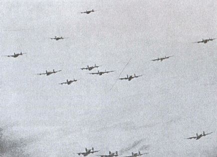 Иллюстрация к книге — Вторая мировая война на море и в воздухе. Причины поражения военно-морских и воздушных сил Германии [i_073.jpg]