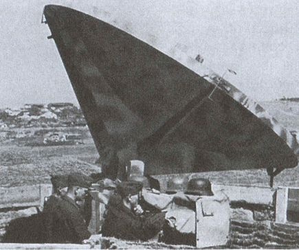 Иллюстрация к книге — Вторая мировая война на море и в воздухе. Причины поражения военно-морских и воздушных сил Германии [i_093.jpg]