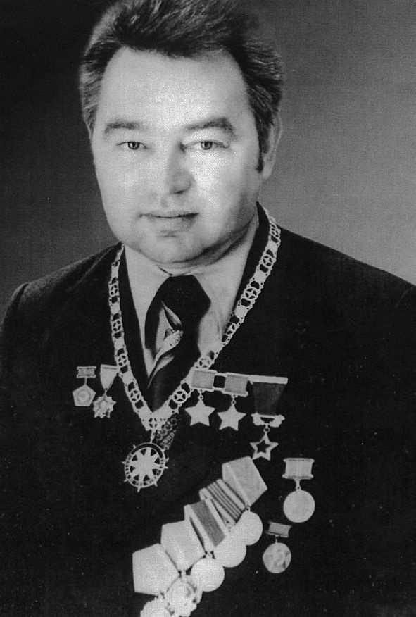 Иллюстрация к книге — Космонавт №34. От лучины до пришельцев [i_029.jpg]