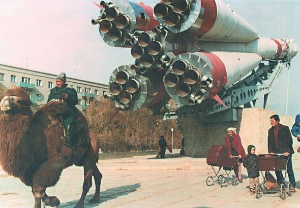 Иллюстрация к книге — Космонавт №34. От лучины до пришельцев [i_054.jpg]