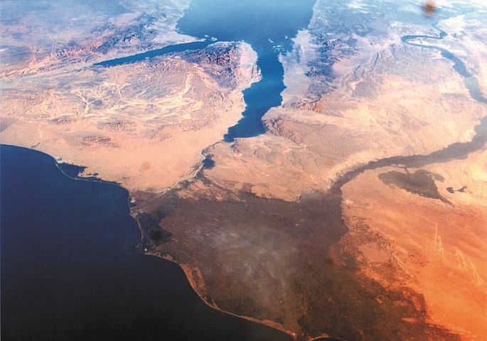 Иллюстрация к книге — Космонавт №34. От лучины до пришельцев [i_081.jpg]