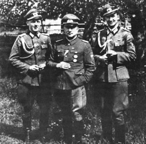 Иллюстрация к книге — Особый штаб &quot;Россия&quot; [p0295.jpg]