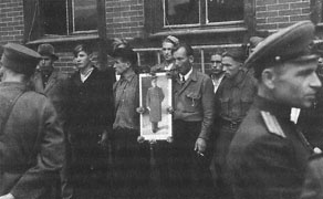 Иллюстрация к книге — Особый штаб &quot;Россия&quot; [p0360.jpg]