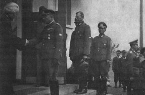 Иллюстрация к книге — Особый штаб &quot;Россия&quot; [p0368.jpg]