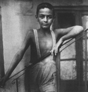 Иллюстрация к книге — Параджанов [i_003.jpg]