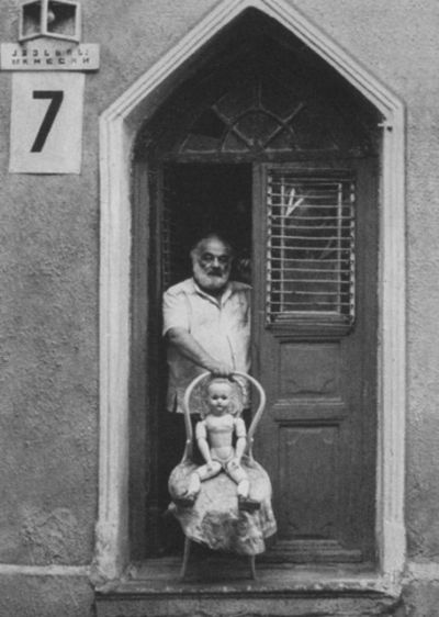 Иллюстрация к книге — Параджанов [i_025.jpg]