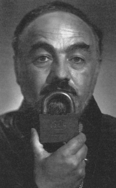 Иллюстрация к книге — Параджанов [i_030.jpg]