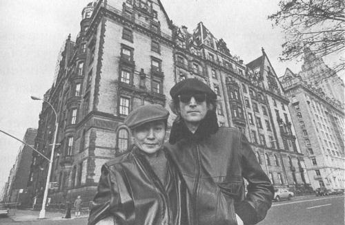 Иллюстрация к книге — 8 декабря 1980 года. День, когда погиб Джон Леннон [pic_1.jpg]