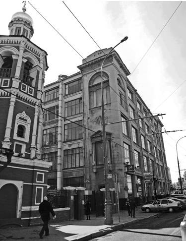 Иллюстрация к книге — Сталин и Берия. Секретные архивы Кремля. Оболганные герои или исчадия ада? [_21.jpg]