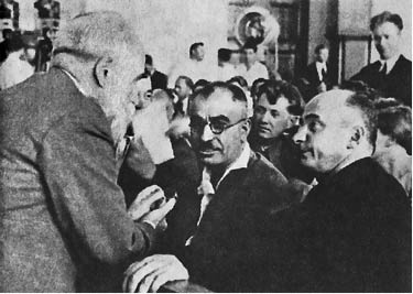 Иллюстрация к книге — Сталин и Берия. Секретные архивы Кремля. Оболганные герои или исчадия ада? [_24.jpg]