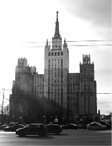 Иллюстрация к книге — Сталин и Берия. Секретные архивы Кремля. Оболганные герои или исчадия ада? [_65.jpg]