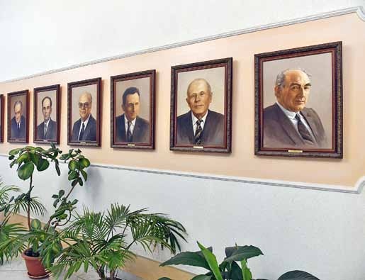 Иллюстрация к книге — Виталий Гинзбург, Игорь Тамм [i_001.jpg]