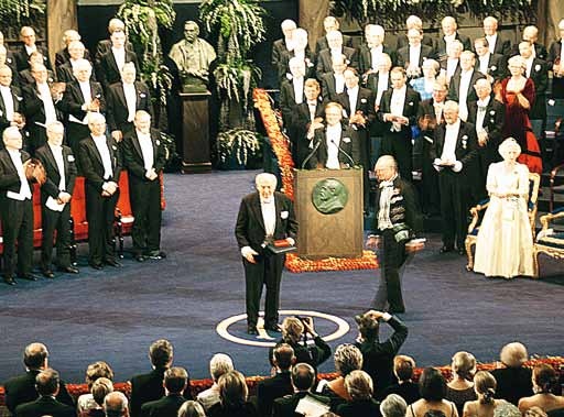 Иллюстрация к книге — Виталий Гинзбург, Игорь Тамм [i_023.jpg]