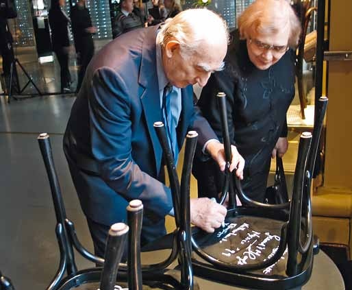 Иллюстрация к книге — Виталий Гинзбург, Игорь Тамм [i_032.jpg]