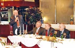 Иллюстрация к книге — Виталий Гинзбург, Игорь Тамм [i_038.jpg]