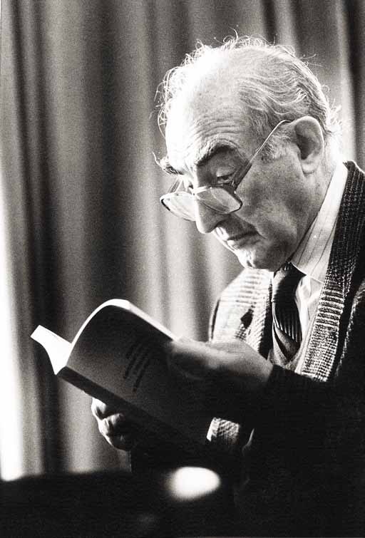 Иллюстрация к книге — Виталий Гинзбург, Игорь Тамм [i_039.jpg]