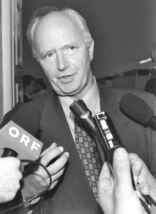 Иллюстрация к книге — Битва за ресурсы [_131.jpg]