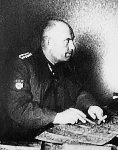 Иллюстрация к книге — Последний бой. Кто освободил Прагу? [i_042.jpg]