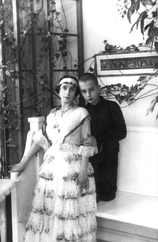 Иллюстрация к книге — Быть балериной. Частная жизнь танцовщиц Императорского театра [i_014.jpg]