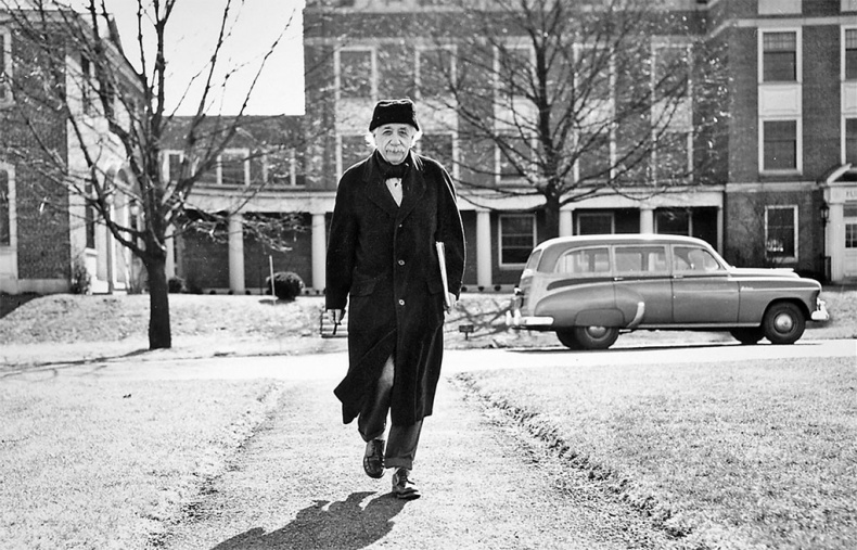 Иллюстрация к книге — Альберт Эйнштейн. Теория всего [_129.jpg]