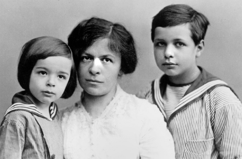 Иллюстрация к книге — Альберт Эйнштейн. Теория всего [_18.jpg]