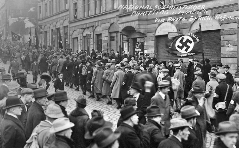 Иллюстрация к книге — Альберт Эйнштейн. Теория всего [_41.jpg]