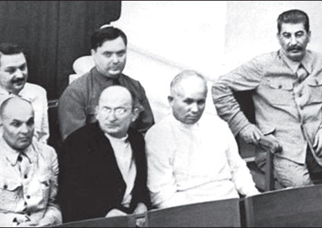 Иллюстрация к книге — Маршал Берия. Штрихи к биографии [i_209.jpg]