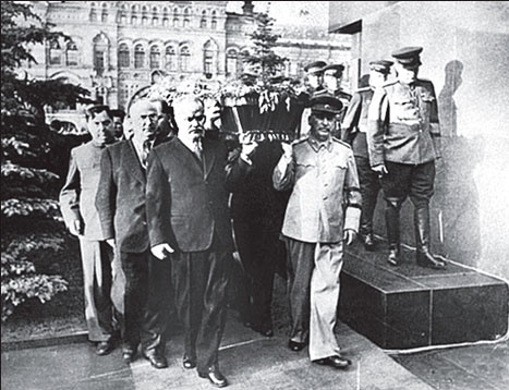 Иллюстрация к книге — Маршал Берия. Штрихи к биографии [i_246.jpg]