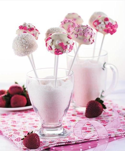 Иллюстрация к книге — Закуски и десерты из заварного теста. Эклеры, профитроли, буше [i_071.jpg]