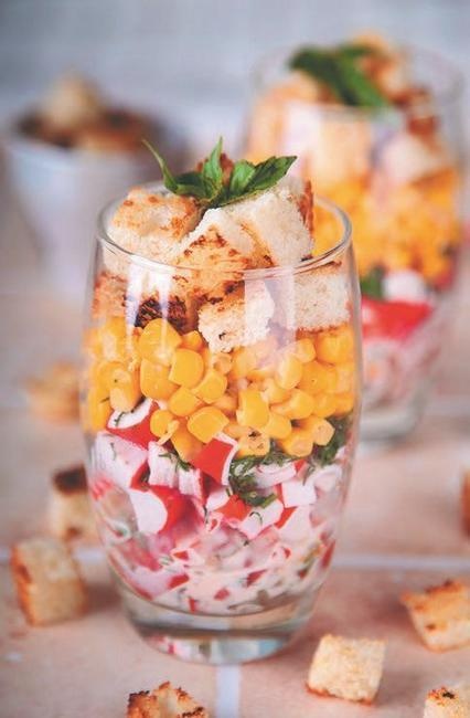 Иллюстрация к книге — Слоеные салаты [i_002.jpg]