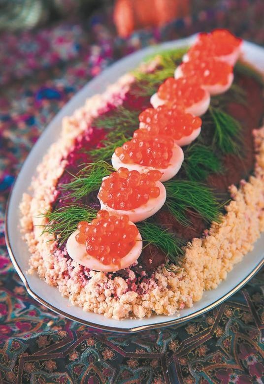 Иллюстрация к книге — Слоеные салаты [i_022.jpg]