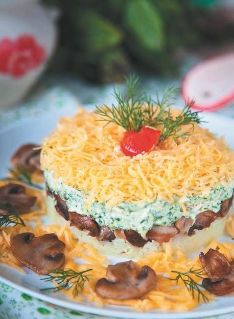 Иллюстрация к книге — Слоеные салаты [i_055.jpg]