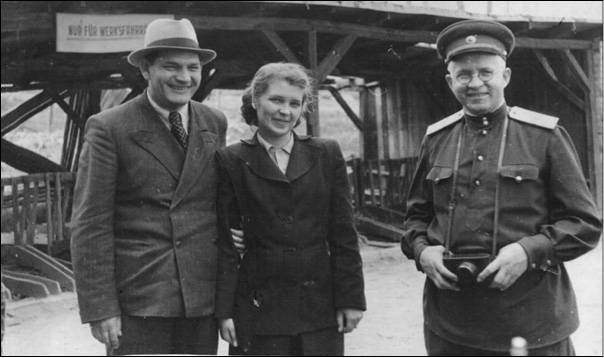 Иллюстрация к книге — Записки военного коменданта Берлина [i_025.jpg]