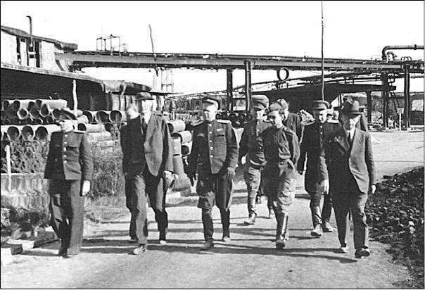 Иллюстрация к книге — Записки военного коменданта Берлина [i_026.jpg]