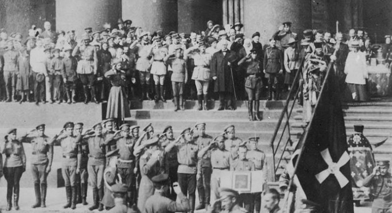 Иллюстрация к книге — Отречение. Император Николай II и Февральская революция [i_047.jpg]