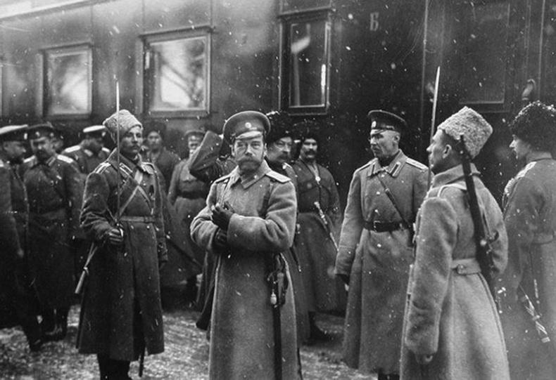 Иллюстрация к книге — Отречение. Император Николай II и Февральская революция [i_057.jpg]