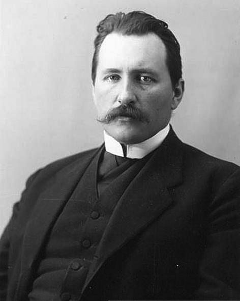 Иллюстрация к книге — Отречение. Император Николай II и Февральская революция [i_070.jpg]