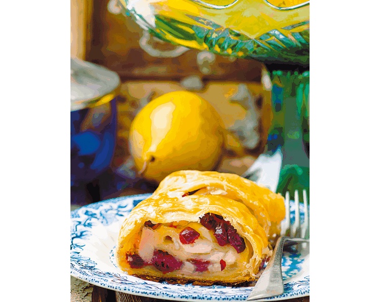 Иллюстрация к книге — Штрудели, завиванцы, вертуты, блинные пироги, буреки [i_003.jpg]