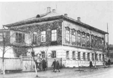 Иллюстрация к книге — Циолковский [image005.jpg]