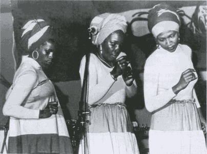 Иллюстрация к книге — No Woman No Cry. Моя жизнь с Бобом Марли [i_010.jpg]