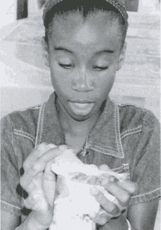 Иллюстрация к книге — No Woman No Cry. Моя жизнь с Бобом Марли [i_020.jpg]