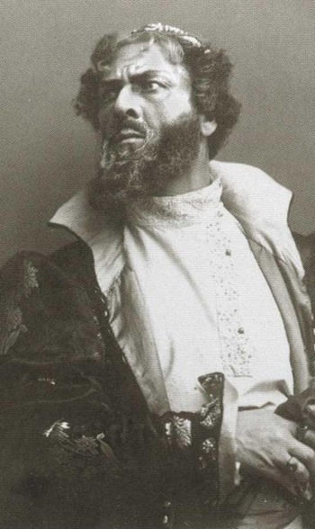 Иллюстрация к книге — Шаляпин [i_033.jpg]