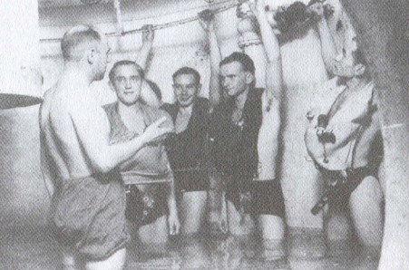 Иллюстрация к книге — Правда о &quot;Вильгельме Густлофе&quot; [i_025.jpg]