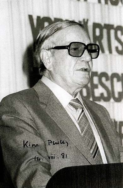 Иллюстрация к книге — Ким Филби [i_035.jpg]