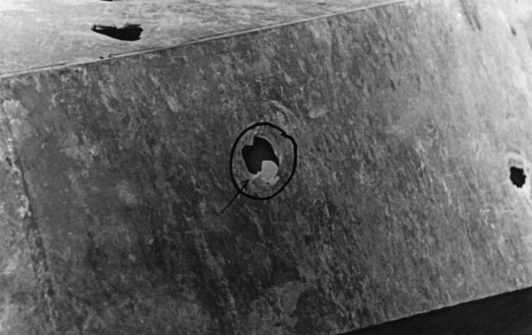 Иллюстрация к книге — Штурмовики. «Мы взлетали в ад» [i_087.jpg]