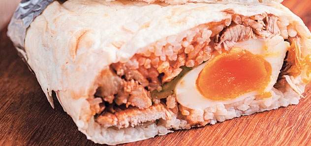 Иллюстрация к книге — Аппетитные рулеты. Мясные. Рыбные. Грибные. Овощные. Сырные [i_097.jpg]