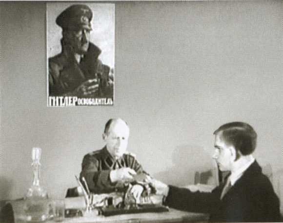 Иллюстрация к книге — Повседневная жизнь населения России в период нацистской оккупации [i_008.jpg]