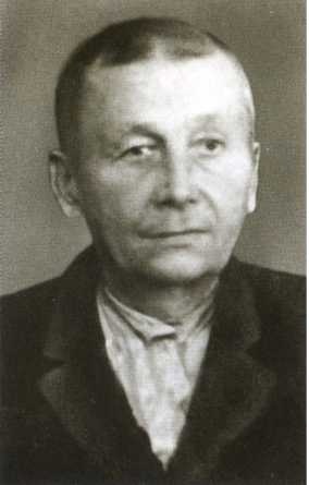 Иллюстрация к книге — Повседневная жизнь населения России в период нацистской оккупации [i_024.jpg]